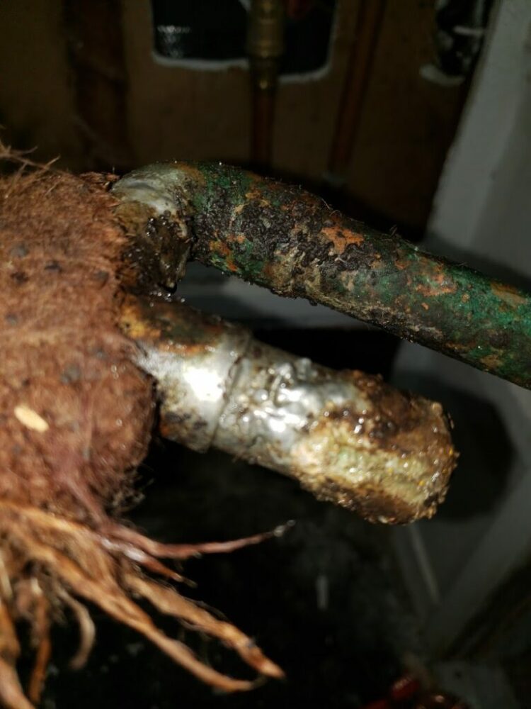 Cast Iron Pipe Repair: Addressing the Challenges of Aging Pipes Cast Iron Pipe Repair: Addressing the Challenges of Aging Pipes
